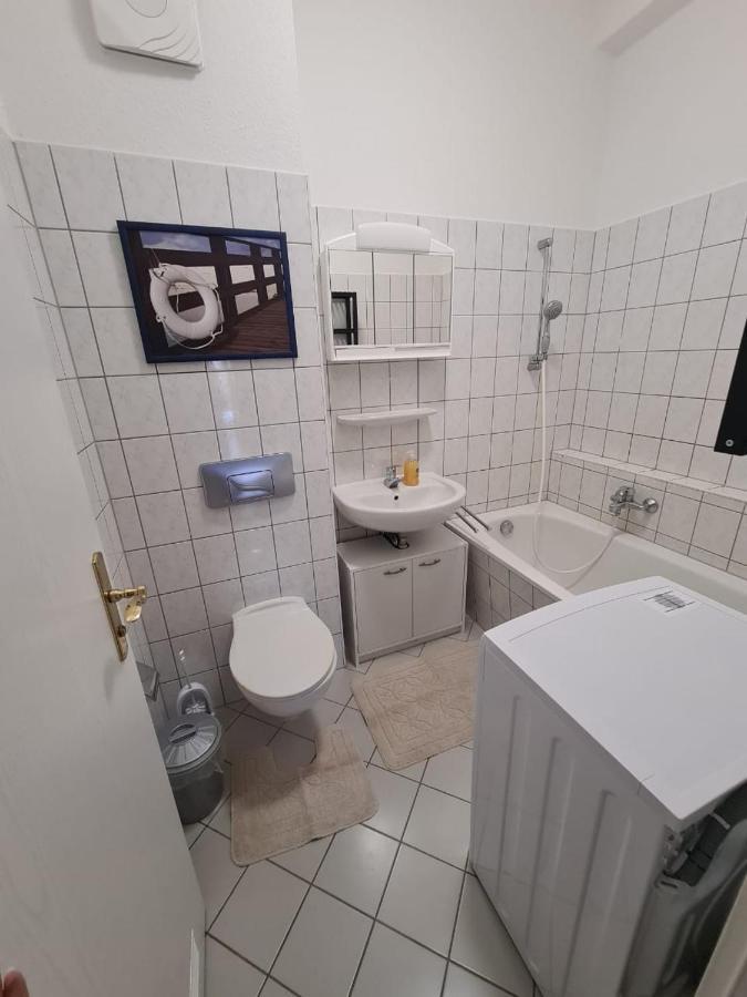 Flex Aparts - 2-Raum Wohnung In Zwickau Mit Balkon エクステリア 写真